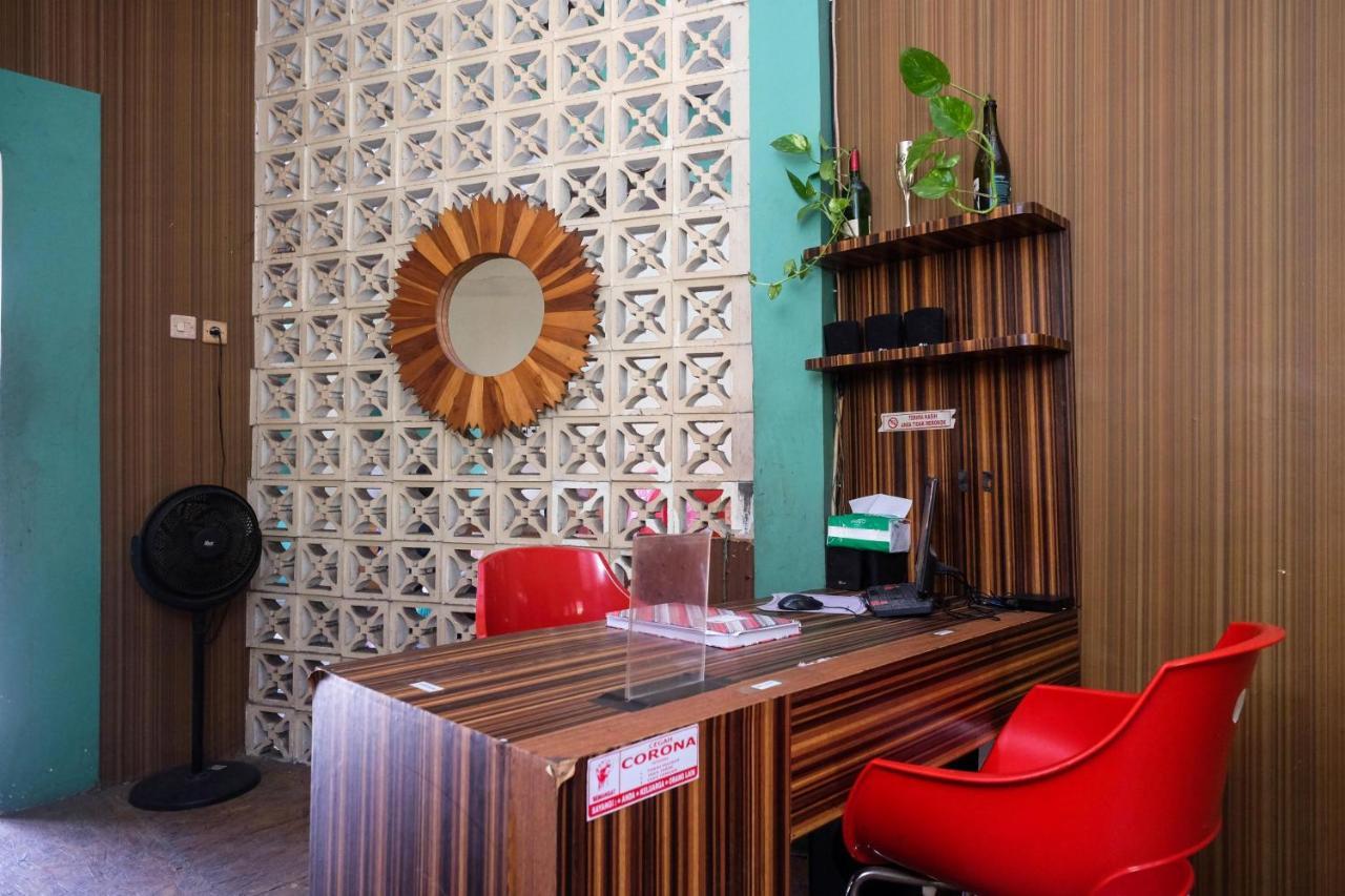 Reddoorz Near Lotte Mart Maguwoharjo Yogyakarta Hotel Bagian luar foto
