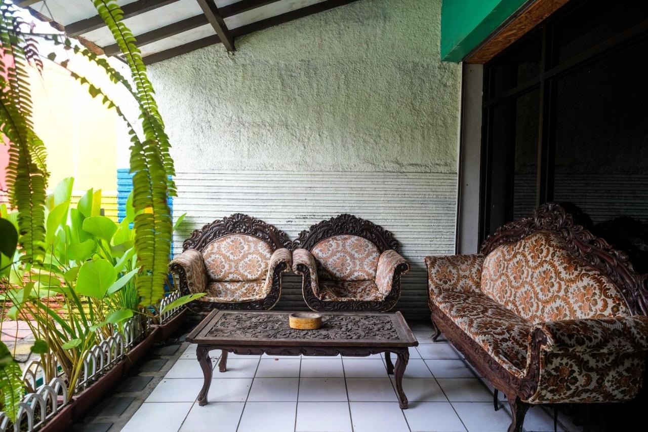 Reddoorz Near Lotte Mart Maguwoharjo Yogyakarta Hotel Bagian luar foto