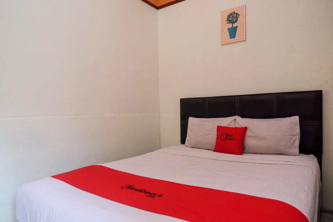 Reddoorz Near Lotte Mart Maguwoharjo Yogyakarta Hotel Bagian luar foto